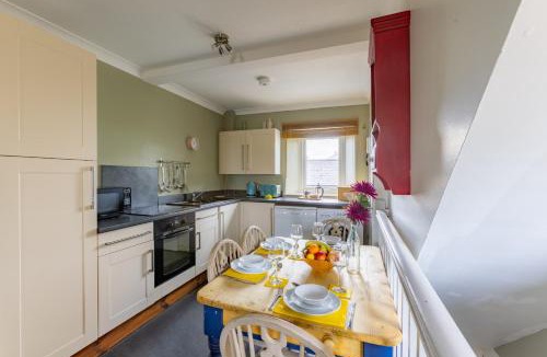 Marhamchurch House | Stables Barn