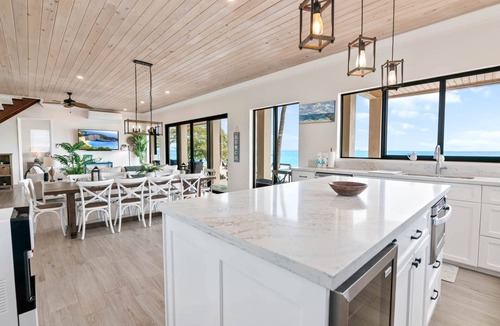 Farmer's Hill Villa | Stay Blessed Villa - Always Sandy Beach - Walkable To Restaurant By Beach!
