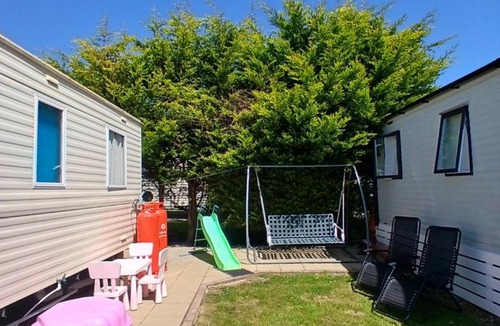 Beckingham Resort | Steeple Bay E68