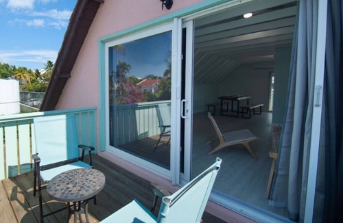 Westward Villas Subdivision House | Steps to BEACH & Near BAHA MAR - Cozy 3bd Villa #1&2