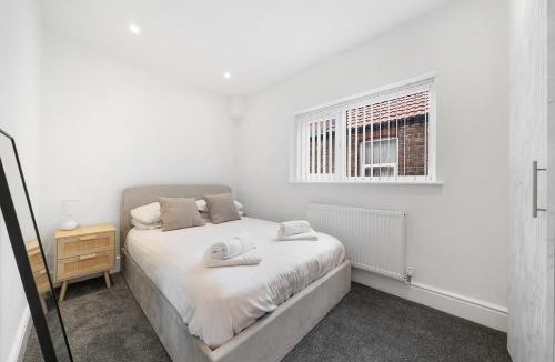 Anfield Apartment | Steven Gerrard Anfield House 6 bedroom house
