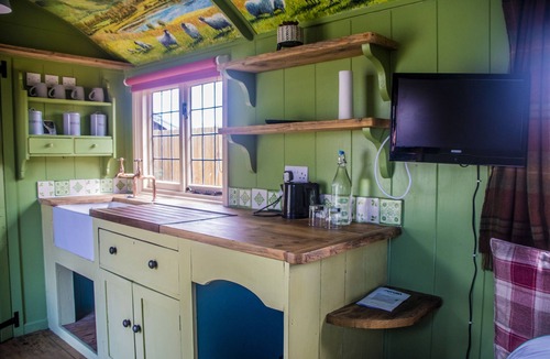 Durrington Cabin | Stone Circle Glamping