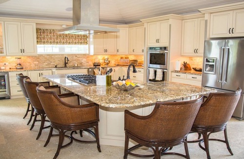 Dunmore Town House | Stonesthrow: A Beautiful Five-Bedroom Home Just Steps From Beach