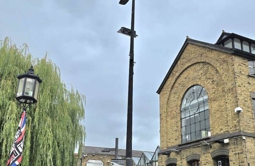 Camden Town with Primrose Hill Apartment | Studio Flat 8 – Peaceful Oasis in Camden Parkway