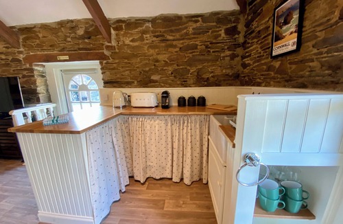 Saltash Apartment | Studio on hidden Cornish farm
