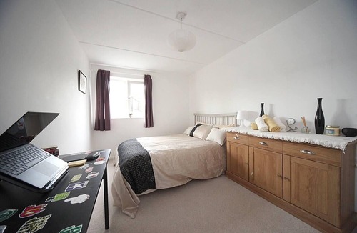 Bletchley Apartment | Stunning 1-Bed Apartment in Milton Keynes