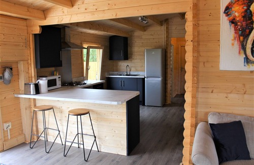 Ashton Under Hill Cabin | Stunning 5-Bed Cabin in Ashton Under Hill