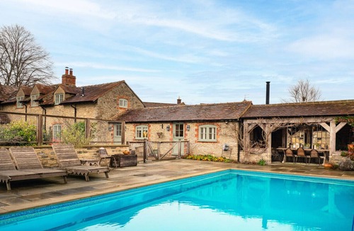 Cuddesdon Cottage | Stunning 6 Bed Cottage & Annexe in Oxfordshire