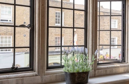 Eton Apartment | Stunning apartment on Eton high street.