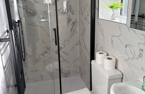 Hemel Hempstead Apartment | Stunning, chic and bright studio apartment in the heart of Hemel Hempstead.