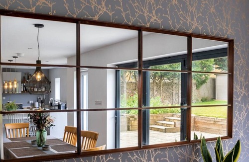 Bourton-on-the-Water House | Stunning 5 Bed in the Centre of Bourton