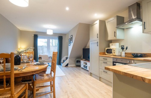 Bourton Cottage | Stunning 2 Bedroom Home in Bourton-on-the-Water