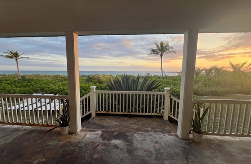 Governor's Harbour Villa | Stunning Luxury Villa Directly On French Leave Beach