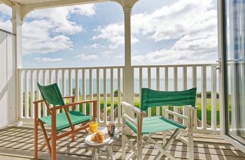 Broadstairs Apartment | Stunning newly refurbished apartment, 2 bedrooms, 2 bathrooms, parking and amazing view
