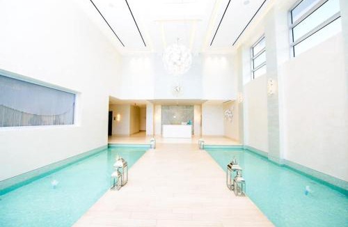 Nassau House | Stunning Oceanview 2 Bed Condo at ONE Cable Beach