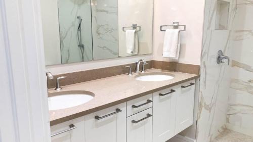 Nassau House | Stunning Oceanview 2 Bed Condo at ONE Cable Beach