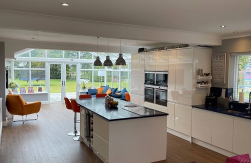 Watlington House | Stunning Oxfordshire 5 Bedroom House in 2 acres