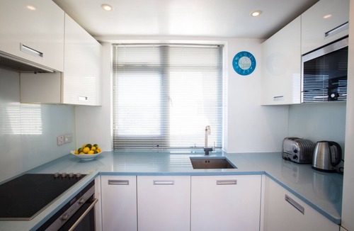 Seafront Apartment | Stunning Seafront Penthouse w/Private Sun Terrace & Direct Panoramic Sea Views