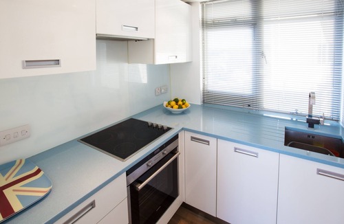Seafront Apartment | Stunning Seafront Penthouse w/Private Sun Terrace & Direct Panoramic Sea Views