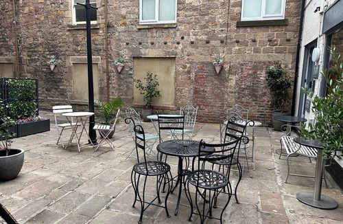 Belper Apartment | Stunning Spacious one Bedroom Apartment in Courtyard Location, Central to Town