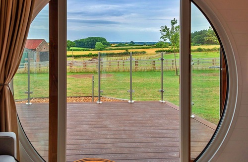 Low Catton House | Stunning villa for 5 guests with WIFI and terrace