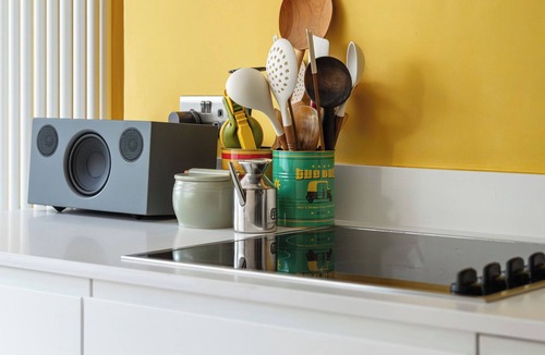 Belsize Apartment | Stylish 2-3 Bed with Garden studio | Sleeps 6 | Belsize Park/Hampstead