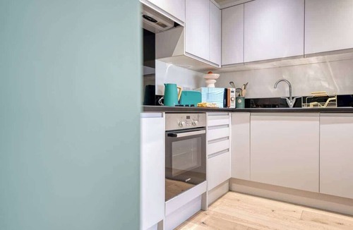 Ocean Village Apartment | Stylish & Chic 1-BR Cosy Flat, City Centre Living