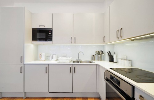 London Borough of Hounslow Apartment | Stylish Feltham Studio near Station & Shops