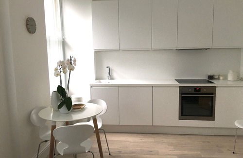 Earl's Court Apartment | Stylish Luxury Apartment in Earls Court/Chelsea London
