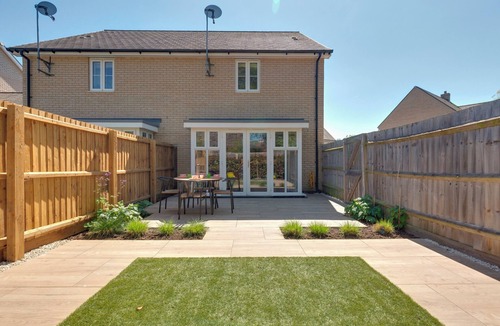 Cambridge House | Stylish luxury on edge of Cambridge | Free Parking | Pass the Keys