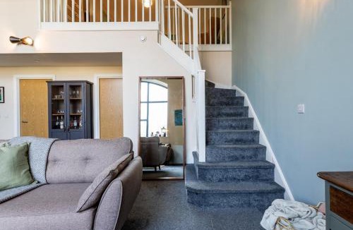 Newcastle-upon-Tyne Apartment | Stylish Quayside Duplex Free Parking City centre