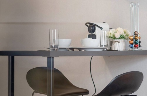 Bayswater Apartment | Stylish Studio with Private Bath Near Hyde Park