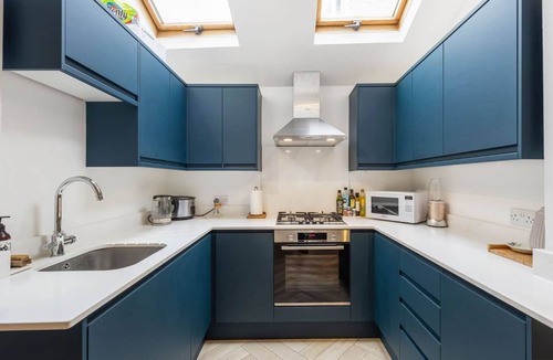 South Richmond House | Stylish Victorian Cottage in Central Richmond