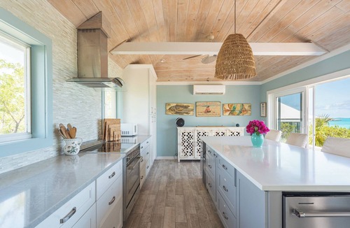 William's Town Villa | Sugar Beach Villa, - sprawling estate with hot tub, pool, & private cottages