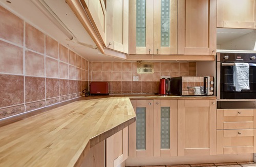 St. Johns Wood Apartment | Suites by Rehoboth ★ Lord's ★ St John's Wood