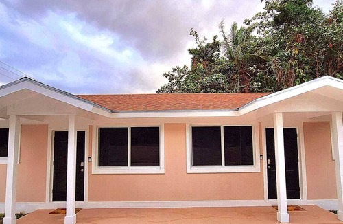 Stapledon Gardens Apartment | Summer's Haven Villas 2, near beaches, hotels, restaurants, bars and casino.