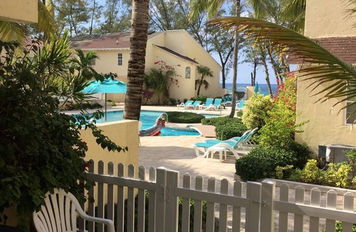 Paradise Island Villa | Sunrise Beach Resort #12- same beach as Atlantis! Villa Bella Vista-Safe Haven