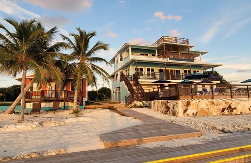 Salt Pond Cabin | Sunset Beach Room - Long Island Harbour Club