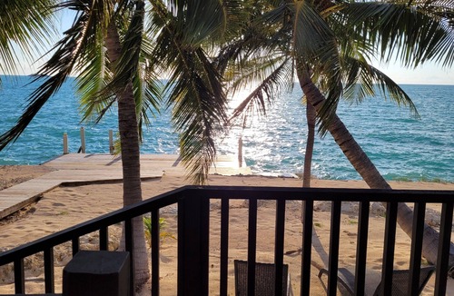 Salt Pond Cabin | Sunset Beach Room - Long Island Harbour Club