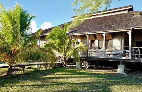 Morris Settlement House | Sunset Beachfront Estate w/moorings