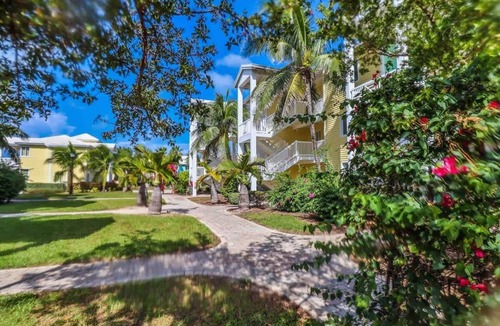 North Bimini Condo | Sunset Retreat Bimini Bay Garden View 2 Bed Condo