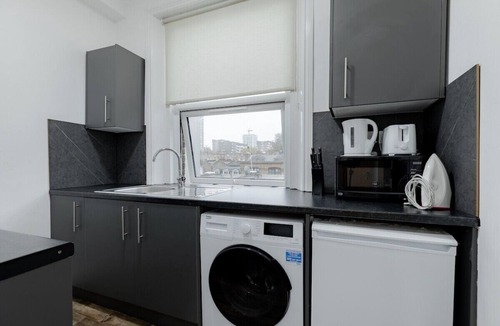 Paddington Apartment | Superb & Lovely Quad Studio in Paddington!