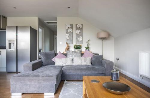 Cutnall Green House | Swallows Lodge