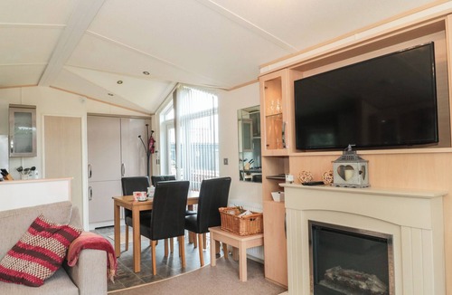 Leigh upon Mendip Cottage | SWALLOWS LODGE, pet friendly, character holiday cottage in Cranmore