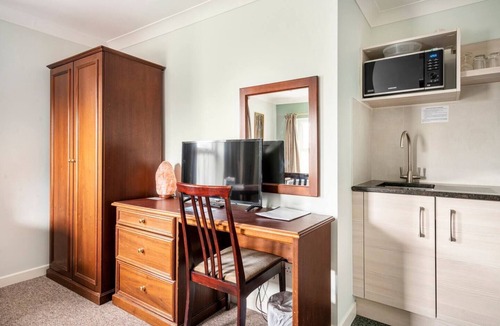 Summertown Bed & Breakfast | t Family room close to Summertown