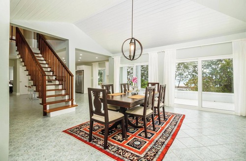 Galliot Cay House | Tangerine Sunsets Long Island Santa Maria