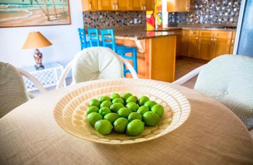 Adelaide House | Tangerine Sunsets Pomelo North