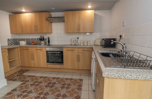 Walcot Cottage | THE BARN @ THE ELMS, family friendly, with a garden in Admaston