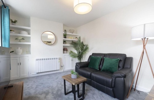 Montpellier Apartment | The Bath Road Hideaway - A First Floor One Bed Apartment