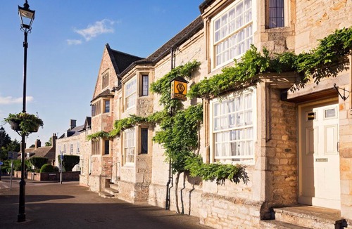 Stilton Hotel | The Bell Inn, Stilton, Cambridgeshire - The Coaching Inn Group
